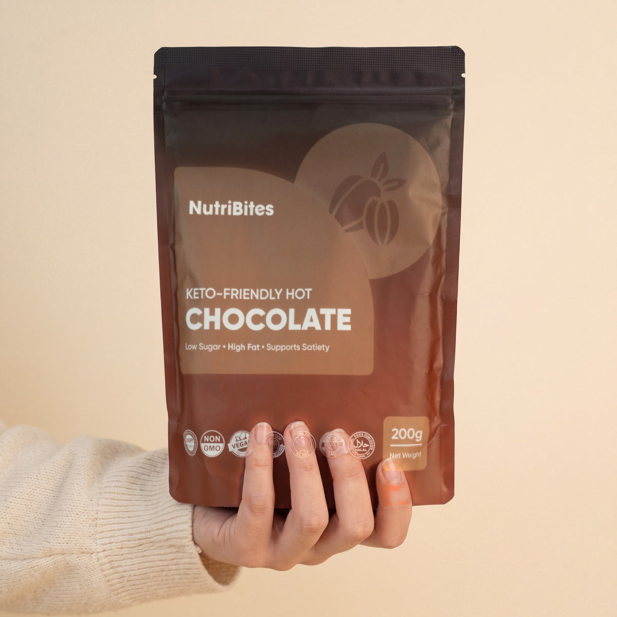 Cacao Powder Hot Chocolate – in hand